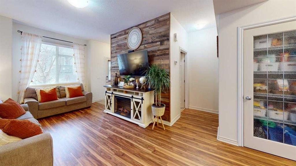 Fourth View of 21, 137 Fontaine Crescent , Downtown, Fort McMurray, Alberta, T9H 0C3