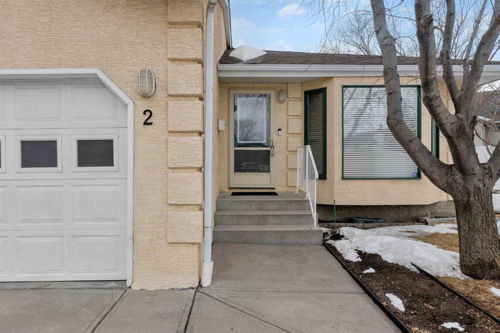 Fourth View of 2, 200 Sandstone Drive NW, Sandstone Valley, Calgary, Alberta, T3K 4N7