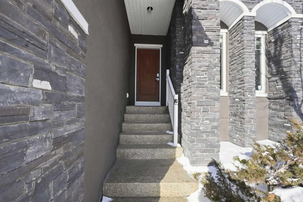 Third View of 428 Aspen Glen Place SW, Aspen Woods, Calgary, Alberta, T3H 0E9