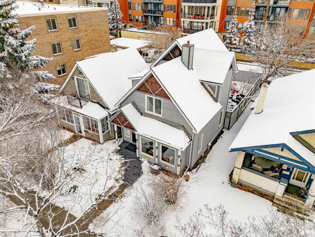 Third View of 1416 Memorial Drive NW, Hillhurst, Calgary, Alberta, T2N3E5