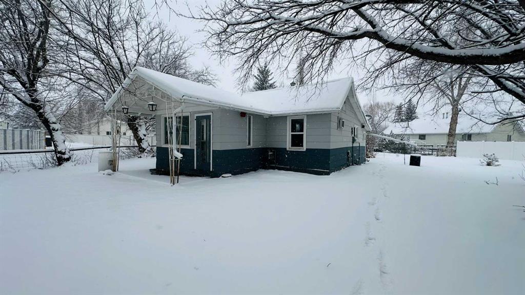 1133 300 Newcastle Place  , A2293256, Alberta,