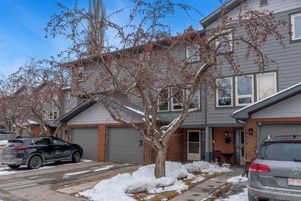 Third View of 16, 64 Woodacres Crescent SW, Woodbine, Calgary, Alberta, T2W 4V6