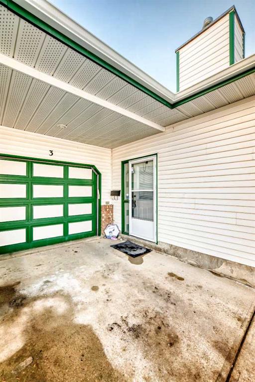 Fifth View of 3 Rutherford Close , Rosedale Estates, Red Deer, Alberta, T4P 3L1