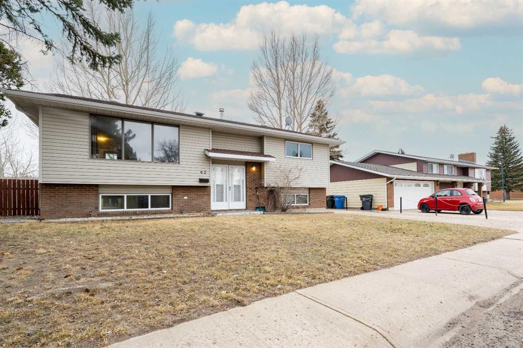 Third View of 62 Rossland Way SE, Ross Glen, Medicine Hat, Alberta, T1B 2C2