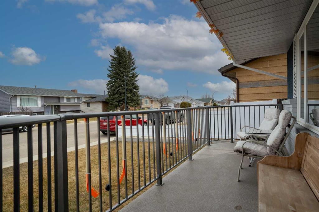 Fifth View of 229 Sprague Way SE, SE Southridge, Medicine Hat, Alberta, T1B 3L9