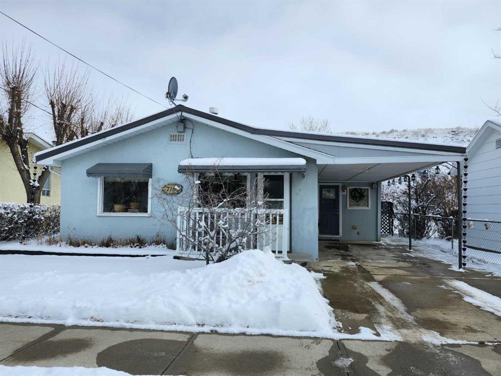 Third View of 716 1 Street SW, Bankview, Drumheller, Alberta, T0J0Y6