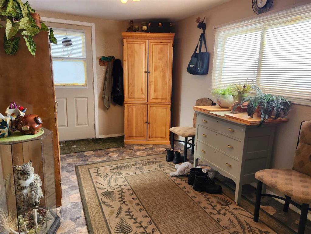 Fifth View of 716 1 Street SW, Bankview, Drumheller, Alberta, T0J0Y6