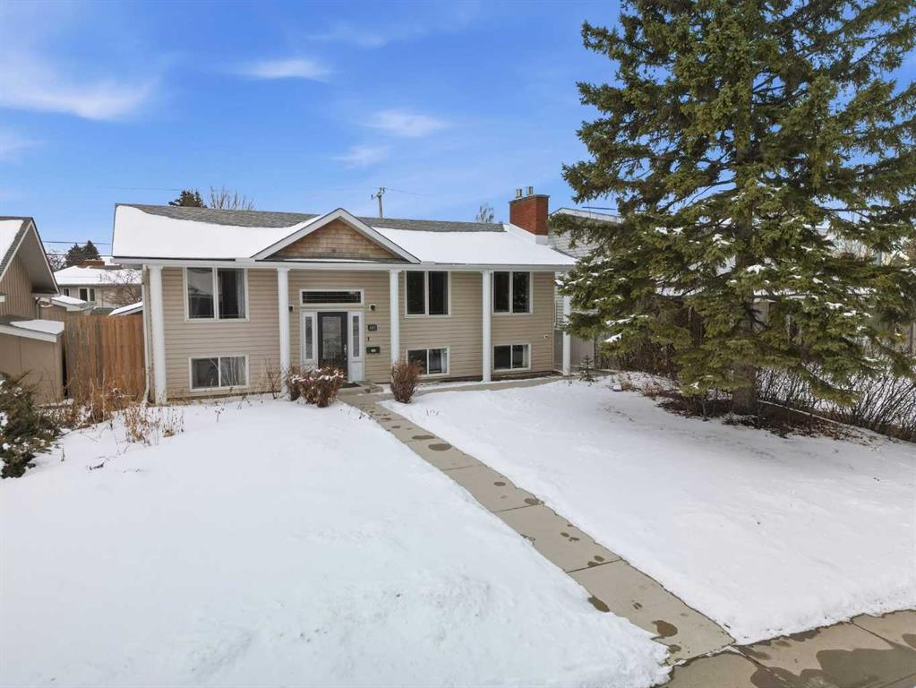 Third View of 1015 Maplecroft Road SE, Maple Ridge, Calgary, Alberta, T2J 1W9