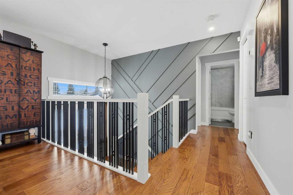 Fifth View of 1015 Maplecroft Road SE, Maple Ridge, Calgary, Alberta, T2J 1W9