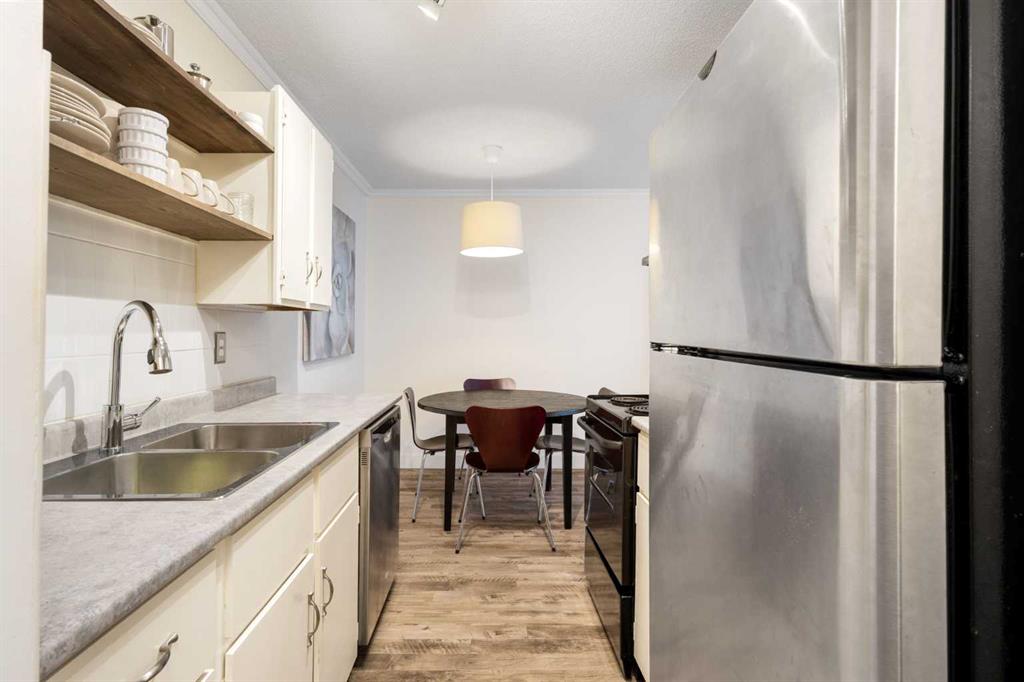 Fifth View of 305, 2611 15A Street SW, Bankview, Calgary, Alberta, T2T 4C1