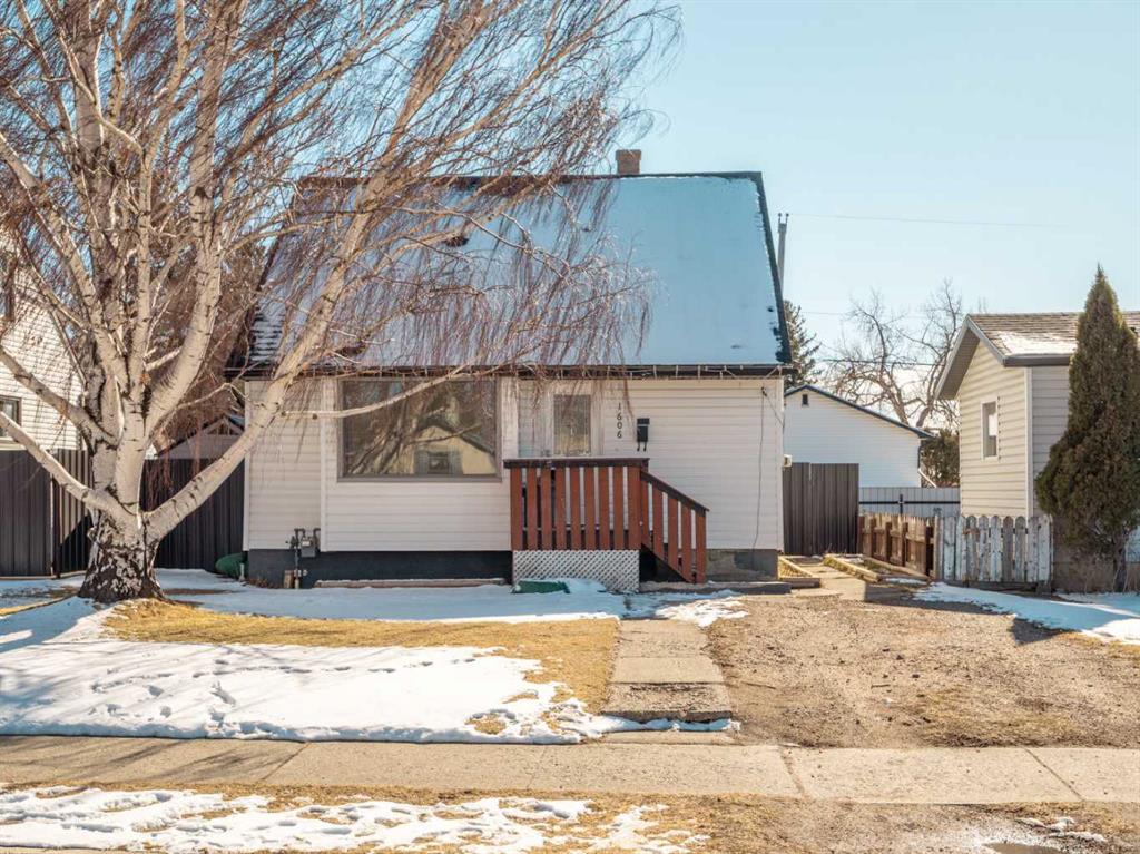 Second View of 1606 5 A Avenue N, Westminster, Lethbridge, Alberta, T1H 0P9