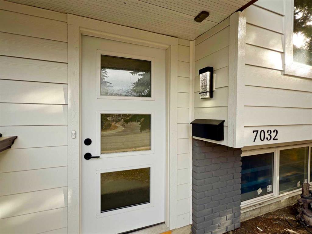 Third View of 7032 78 Street NW, Silver Springs, Calgary, Alberta, T3B 4H9