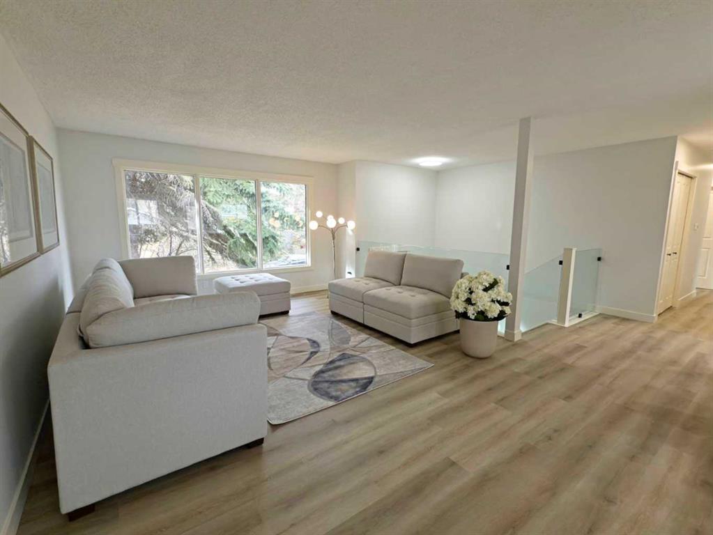 Fifth View of 7032 78 Street NW, Silver Springs, Calgary, Alberta, T3B 4H9