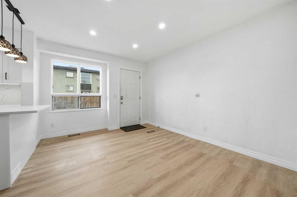 Fifth View of 3, 2804 17 Avenue SW, Shaganappi, Calgary, Alberta, T3E 6K8