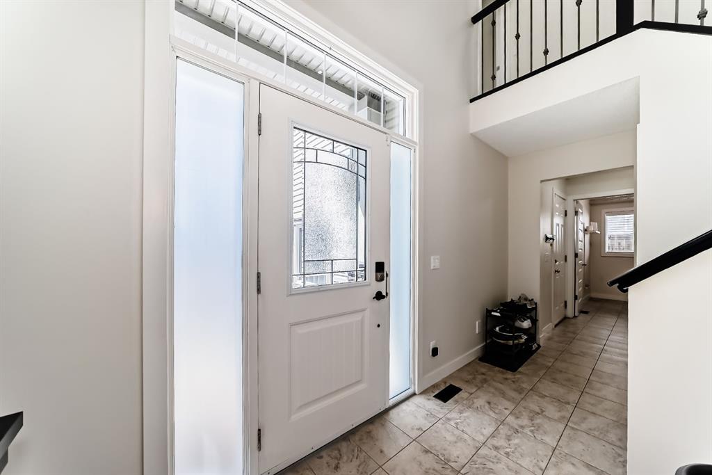 Third View of 612 Montgomery Close SE, Montrose, High River, Alberta, T1B0B7