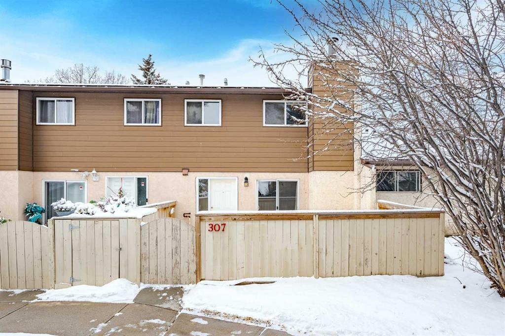 Third View of 307, 5404 10 Avenue SE, Penbrooke Meadows, Calgary, Alberta, T2A 5G4