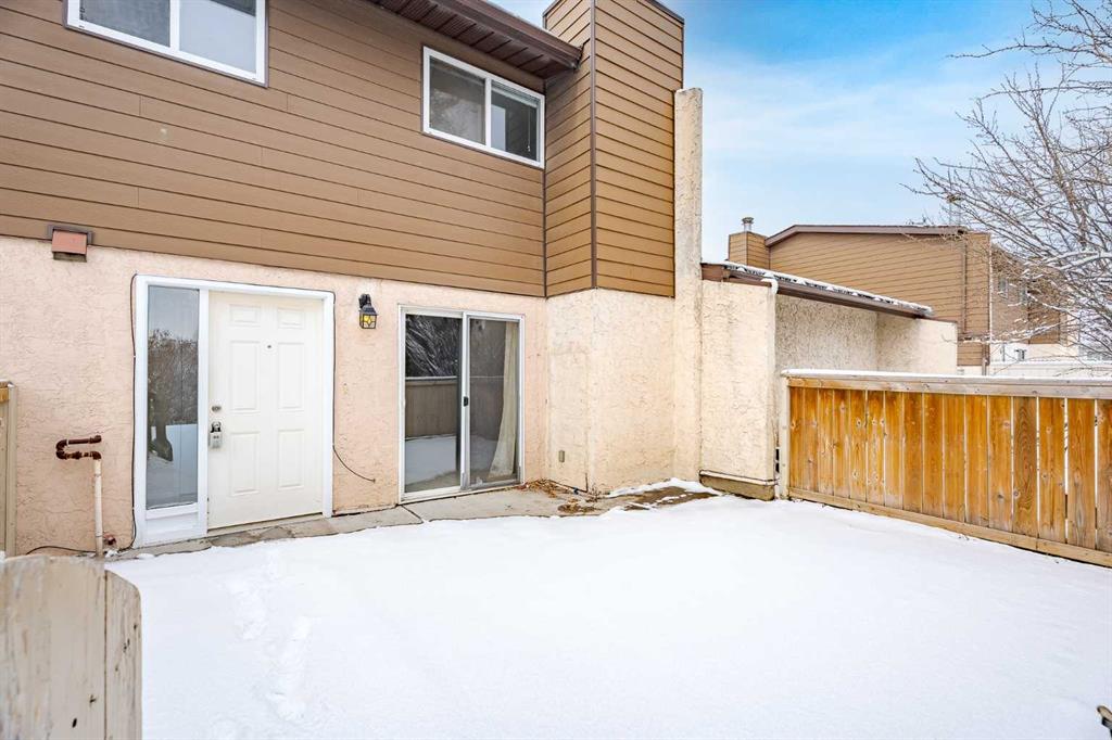 Fifth View of 307, 5404 10 Avenue SE, Penbrooke Meadows, Calgary, Alberta, T2A 5G4