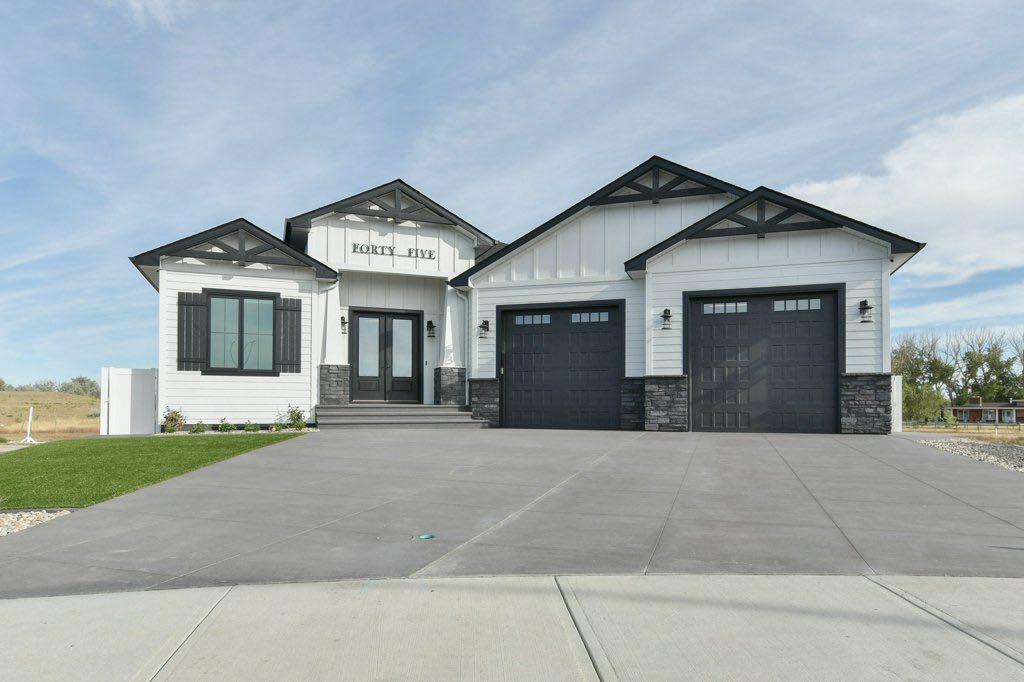 45 Hamptons Gate SE, A2293606, Alberta,