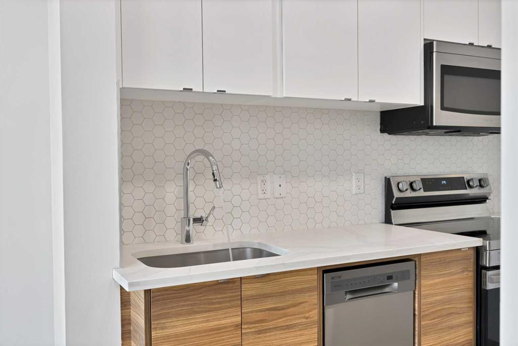 Fifth View of 112, 10060 46 Street NE, Saddle Ridge, Calgary, Alberta, T3J 2H8