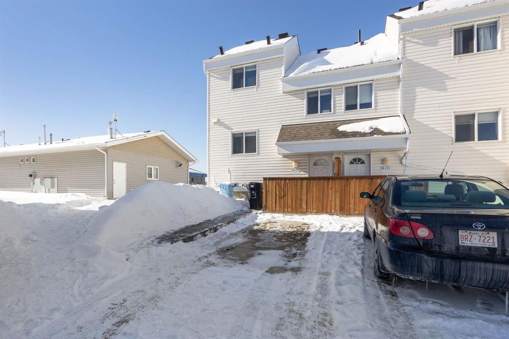 Third View of 63, 711 Beacon Hill Drive , Beacon Hill, Fort McMurray, Alberta, T9H 3R5