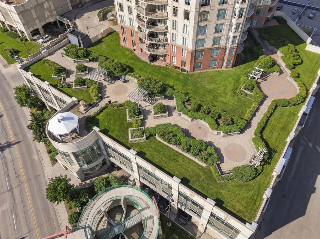 Third View of 110, 1718 14 Avenue NW, Hounsfield Heights/Briar Hill, Calgary, Alberta, T2N 4Y7