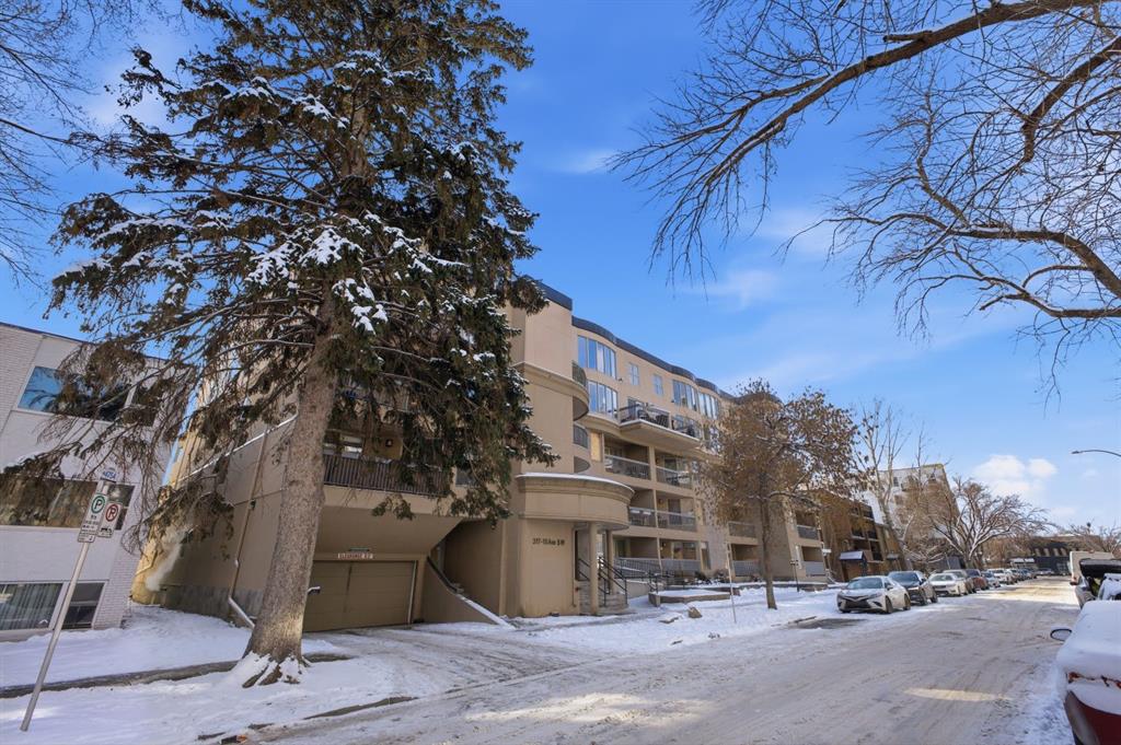 Third View of 212, 317 19 Avenue SW, Mission, Calgary, Alberta, T2S0E1