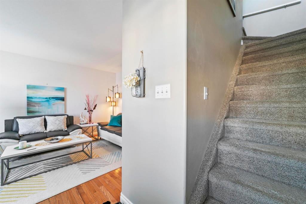 Fifth View of 105, 5015 56 Street , Downtown Camrose, Camrose, Alberta, T4V 2C8