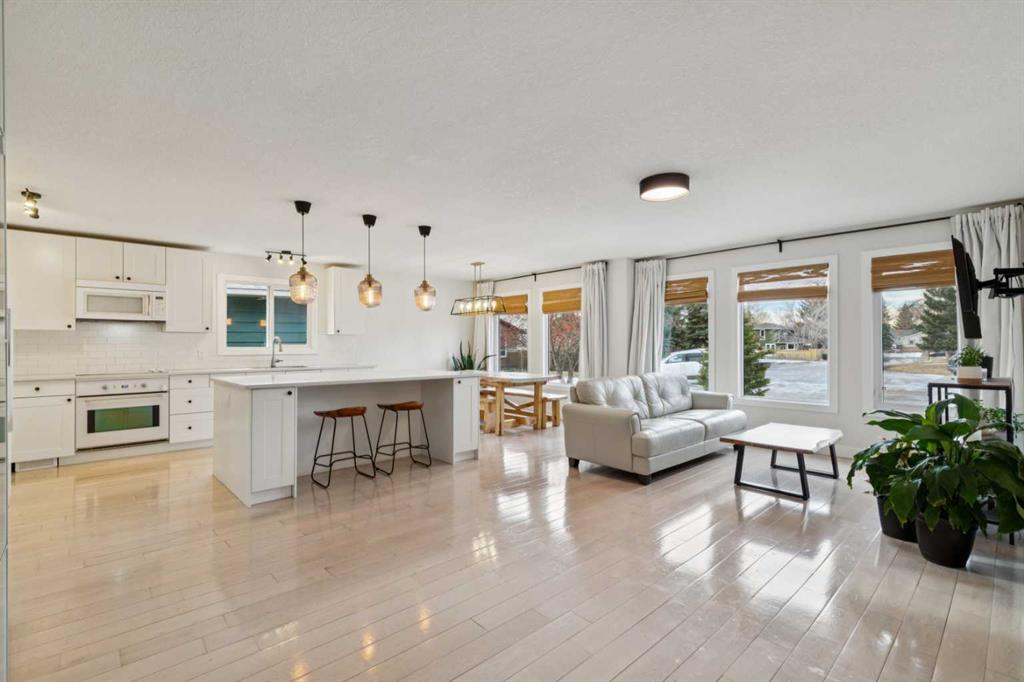 44 Shawcliffe Bay SW, A2293815, Alberta,