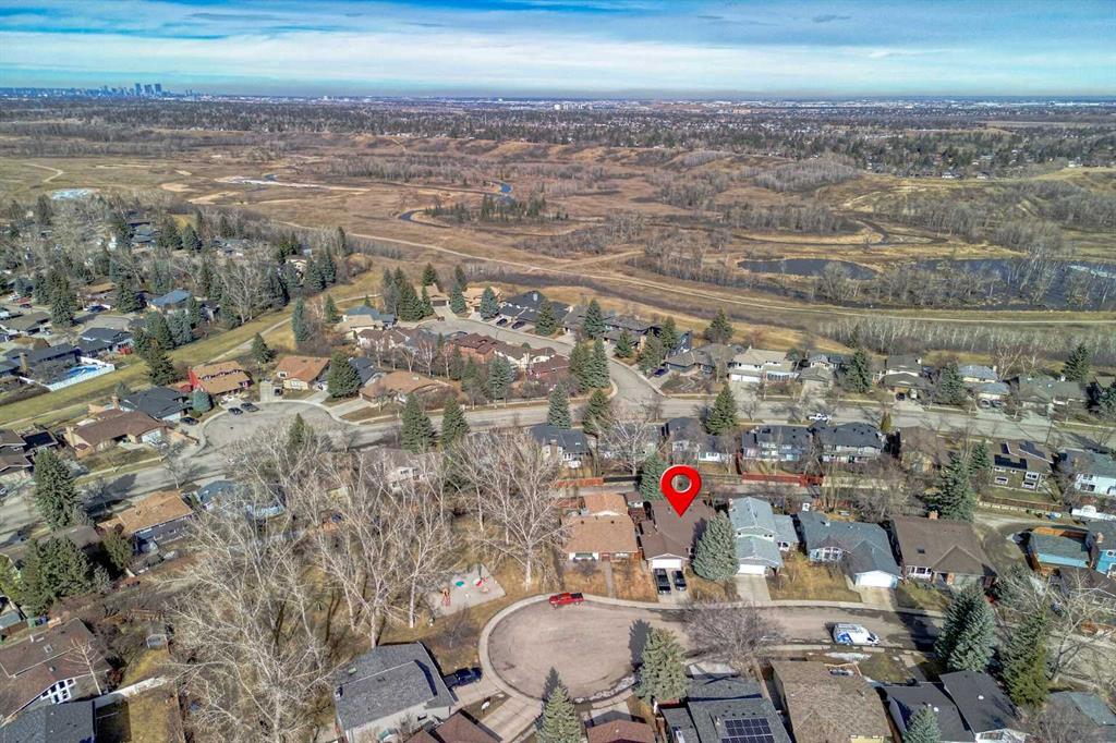 Second View of 119 Sunmount Place SE, Sundance, Calgary, Alberta, T2X 1X1