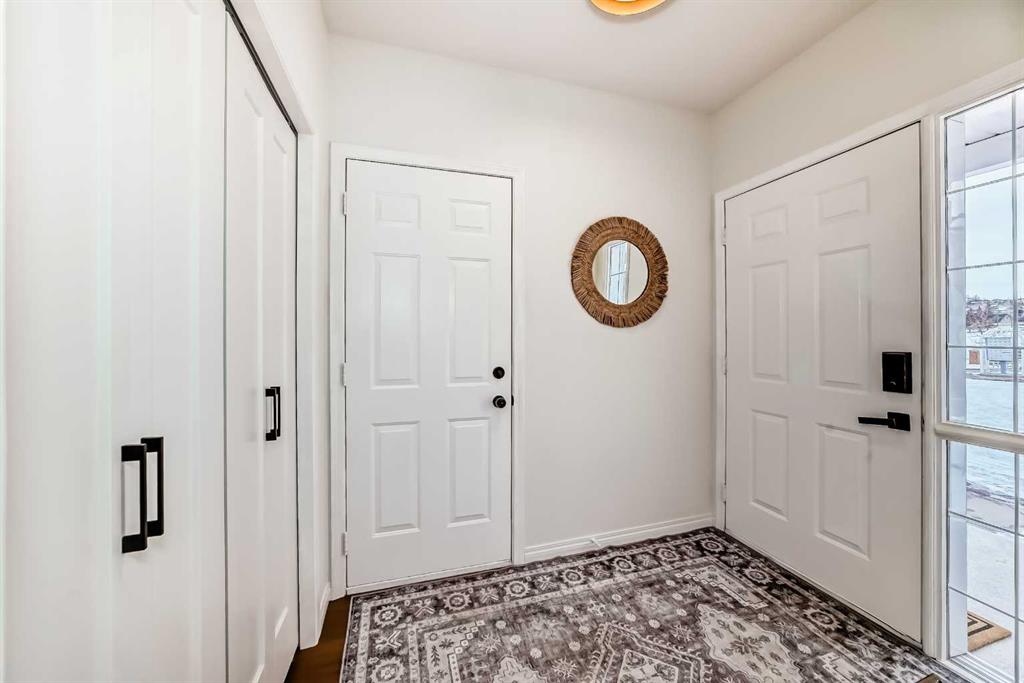 Fifth View of 63 Sierra Morena Gardens SW, Signal Hill, Calgary, Alberta, t3H 3P4