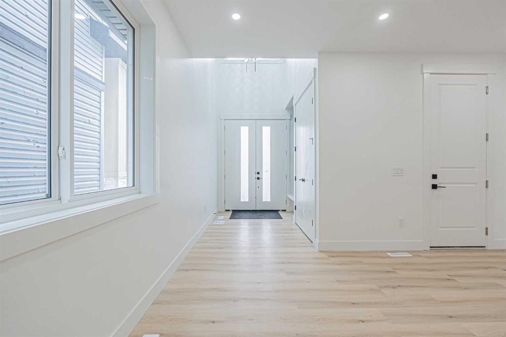 Fourth View of 137 Saddlecrest Circle NE, Saddle Ridge, Calgary, Alberta, T3J 0Z2