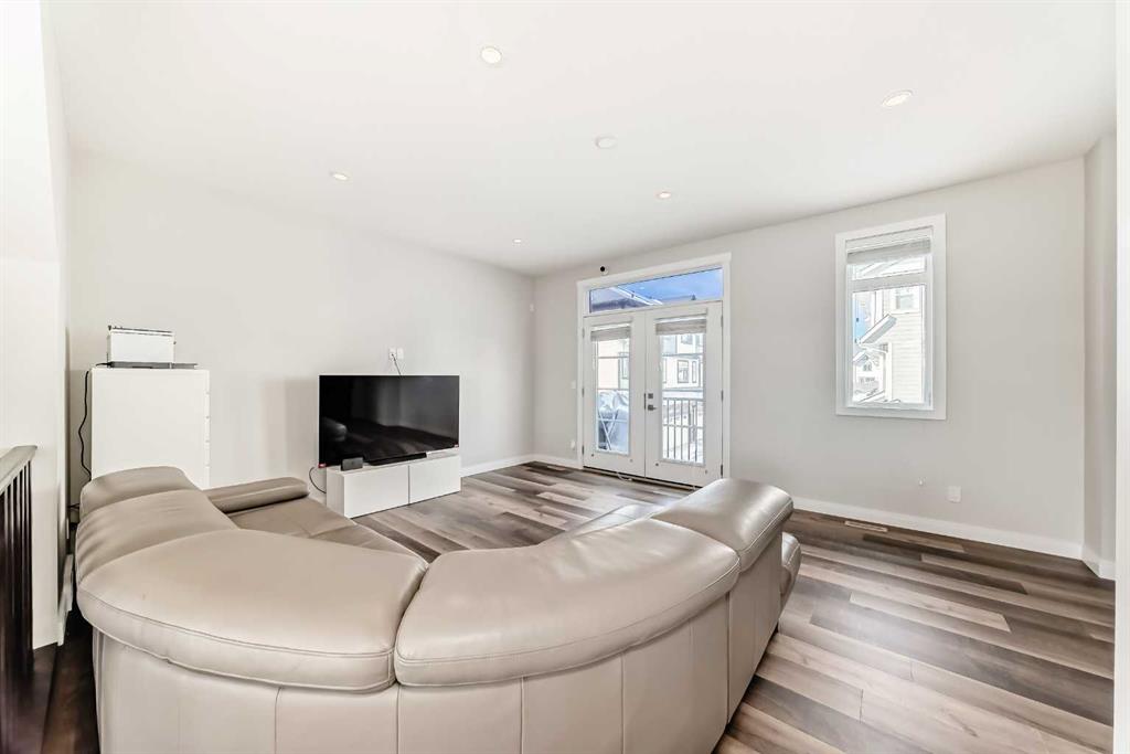 Fifth View of 833 85 Street SW, West Springs, Calgary, Alberta, T3H1Y1