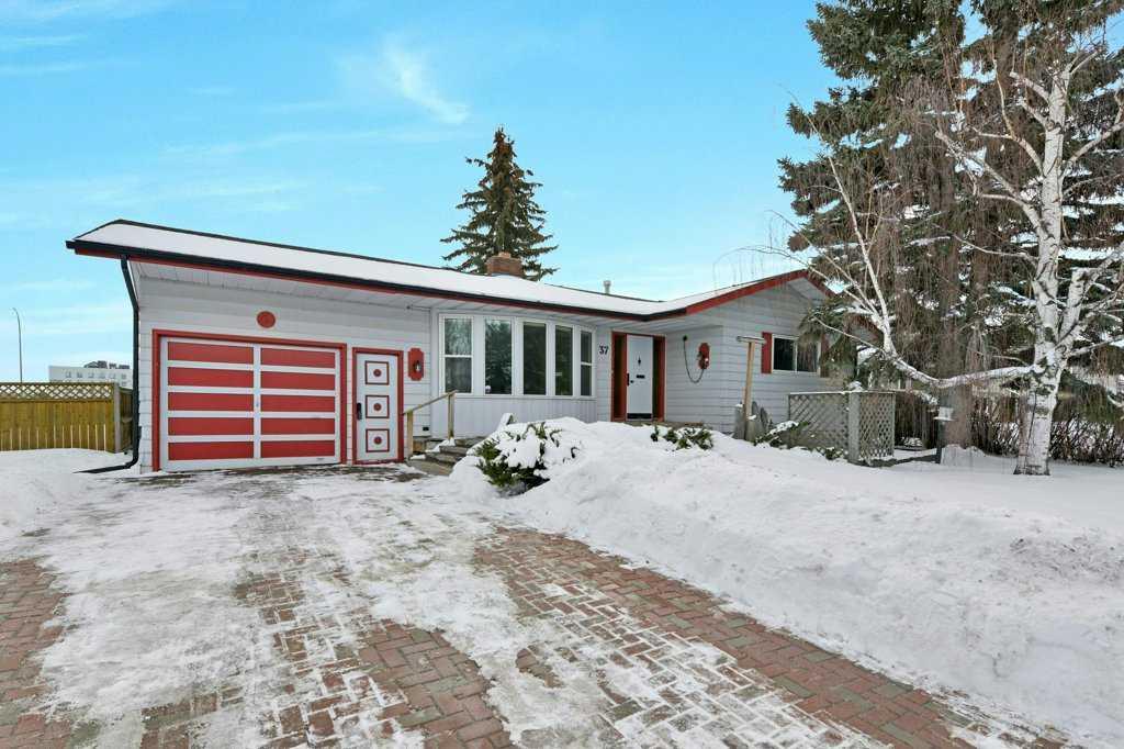 37 Wilson Crescent , A2294056, Alberta,