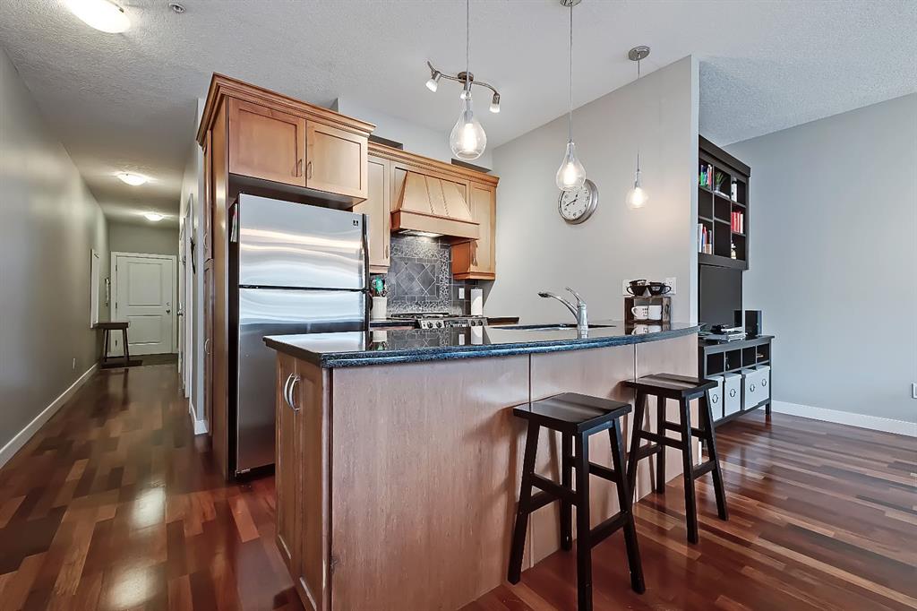 Fourth View of 301, 1818 14 Street SW, Lower Mount Royal, Calgary, Alberta, T2T 3S9