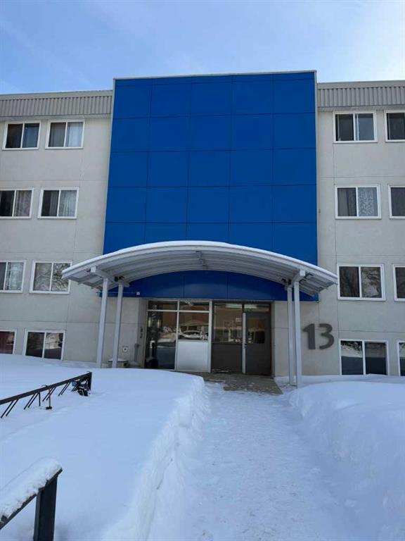 206, 13 Clearwater Crescent , A2294218, Alberta,