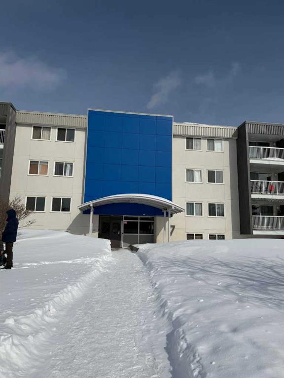 201, 7 Clearwater Crescent , A2294226, Alberta,