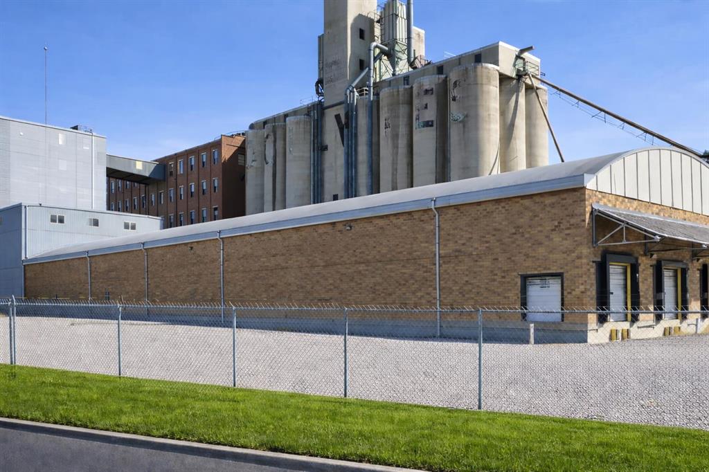 Third View of 1222 Allowance Avenue SE, River Flats, Medicine Hat, Alberta, T1A 3H1