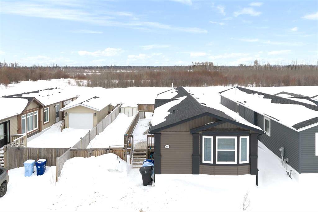 309 Mckinlay Crescent , A2294285, Alberta,