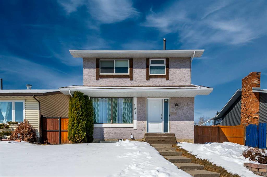 MLS® listing #109360911 for sale located at 427 Rundlelawn Way NE