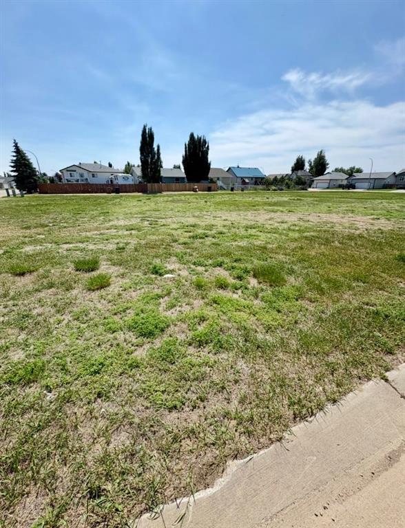 96 Upland Manor , A2294382, Alberta,