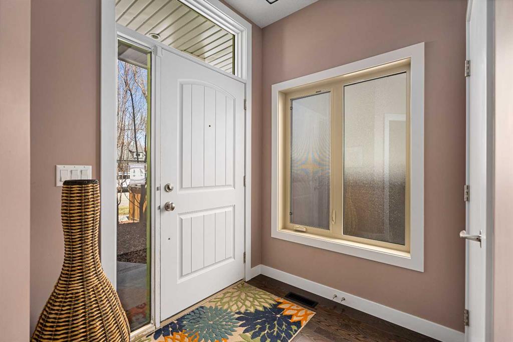 Fourth View of 521 9 Avenue NE, Renfrew, Calgary, Alberta, T2E 0W2