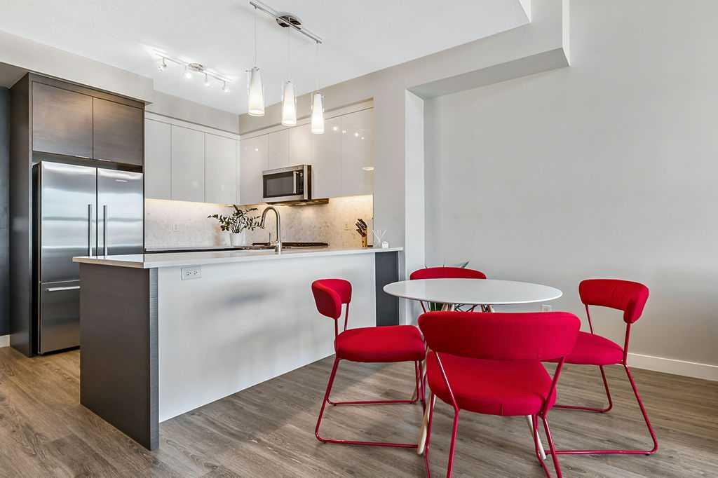 Third View of 1417, 95 Burma Star Road SW, Currie Barracks, Calgary, Alberta, T3E 8A9