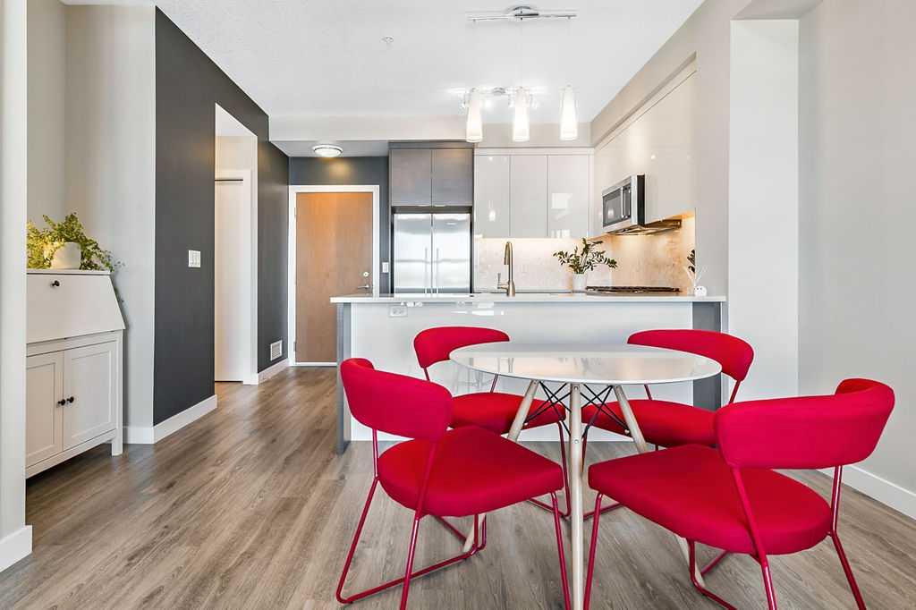 Fourth View of 1417, 95 Burma Star Road SW, Currie Barracks, Calgary, Alberta, T3E 8A9