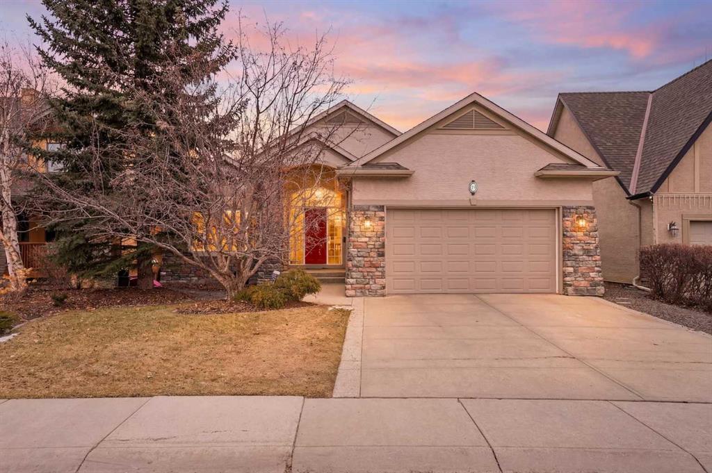 19 Discovery Ridge Cove SW, A2294444, Alberta,