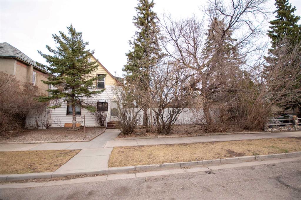 Third View of 133 14 Street N, Westminster, Lethbridge, Alberta, T1H 2V6