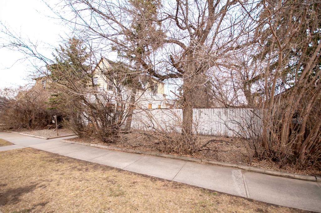 Fourth View of 133 14 Street N, Westminster, Lethbridge, Alberta, T1H 2V6