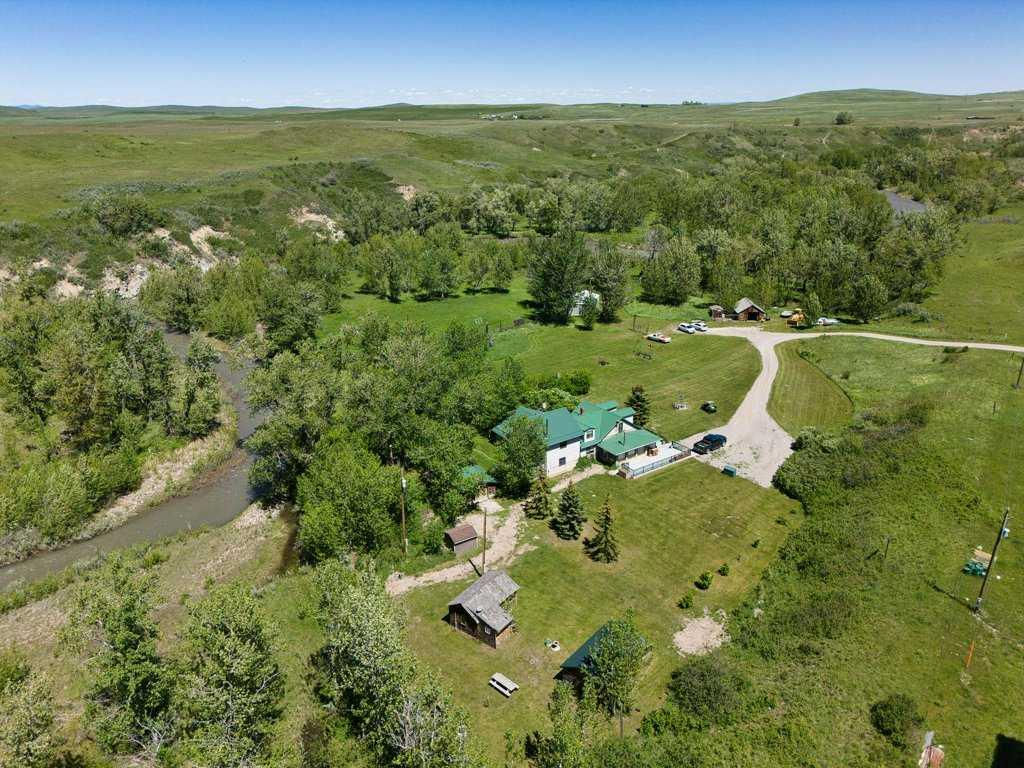 4221 6 Highway , A2294542, Alberta,