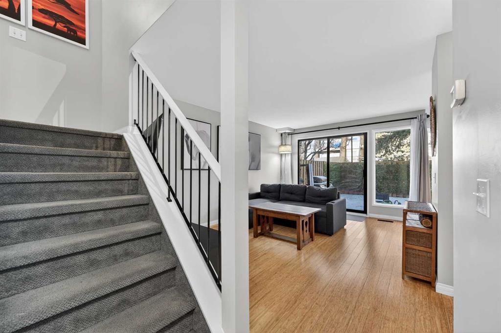 Fourth View of 5, 111 Grier Terrace NE, Greenview, Calgary, Alberta, T2K 5Y6