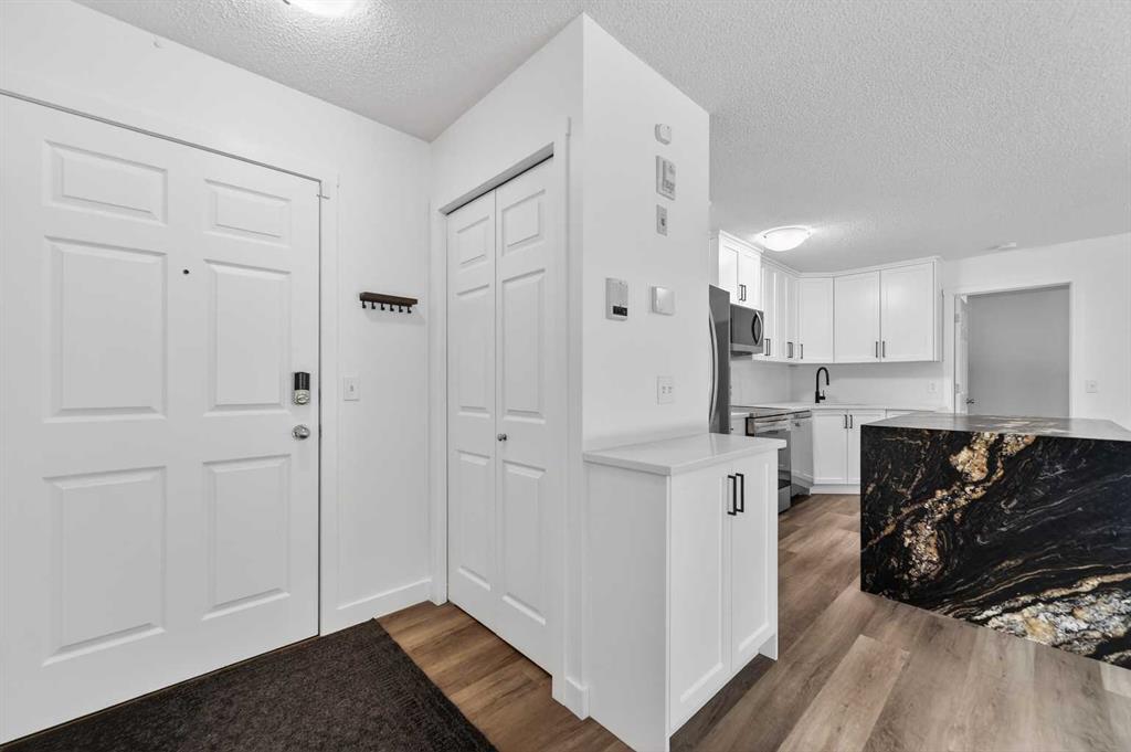 Fifth View of 2, 170 N Railway Street , Heritage Okotoks, Okotoks, Alberta, T1S1Z8