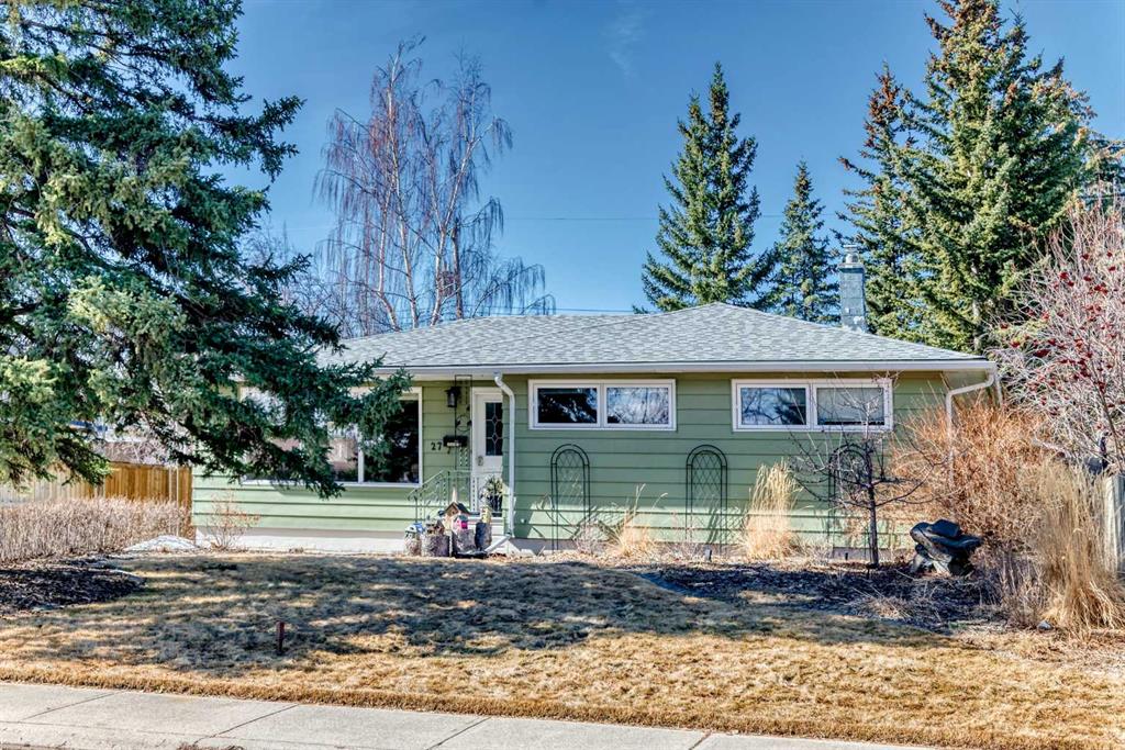 Second View of 27 Gladeview Crescent SW, Glamorgan, Calgary, Alberta, T3E 4X7